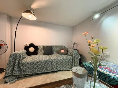 Chambre quadruple avec salle de bains privative — Simple Home