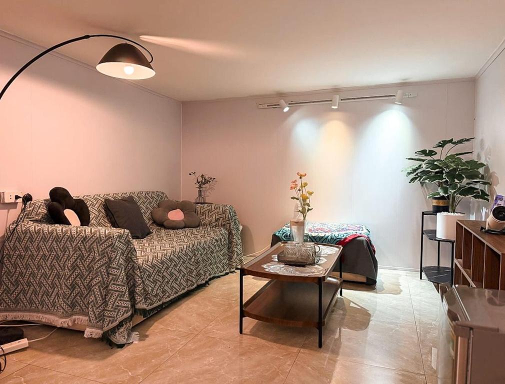 Simple Home – Hanoi